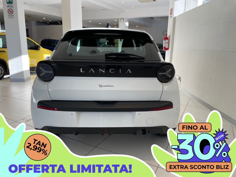 Lancia Ypsilon 1.2 mhev e-dct