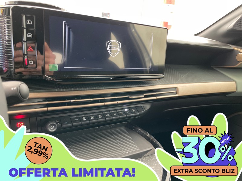 Lancia Ypsilon 1.2 mhev e-dct