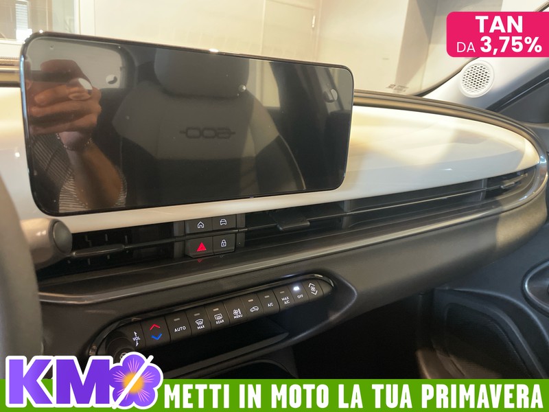 Fiat 600 1.2 hybrid 100cv auto