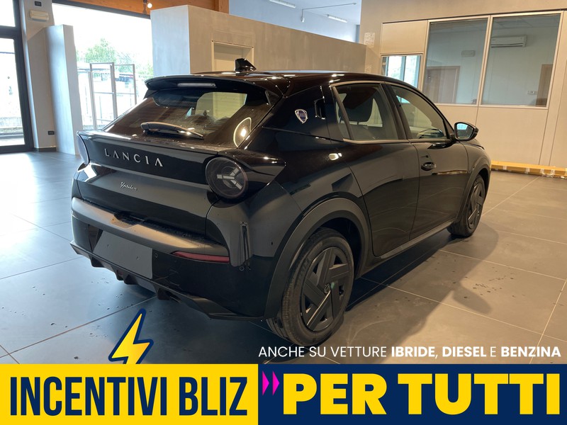Lancia Ypsilon 1.2 mhev e-dct