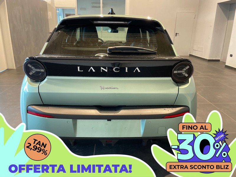Lancia Ypsilon 1.2 mhev e-dct