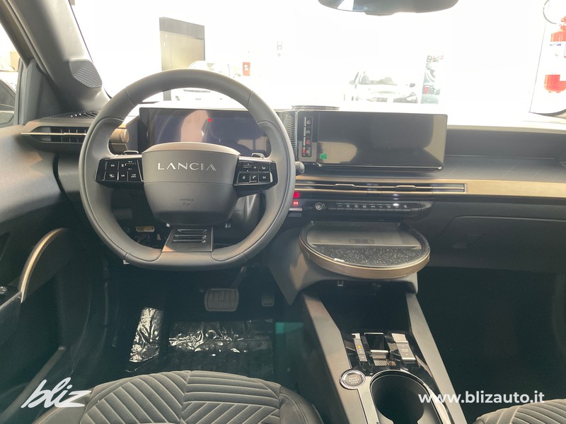 Lancia Ypsilon 1.2 mhev lx e-dct