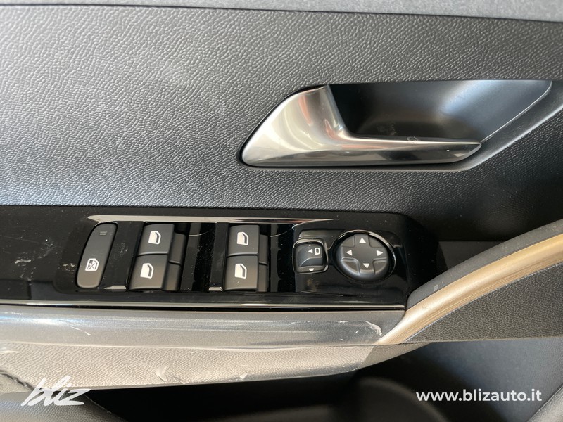 Lancia Ypsilon 1.2 mhev lx e-dct