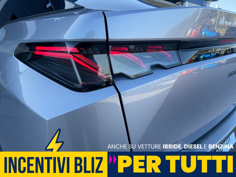 Peugeot 3008 1.2 hybrid gt 136cv e-dcs6