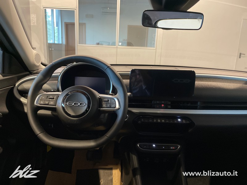 Fiat 600 1.2 hybrid 136cv auto
