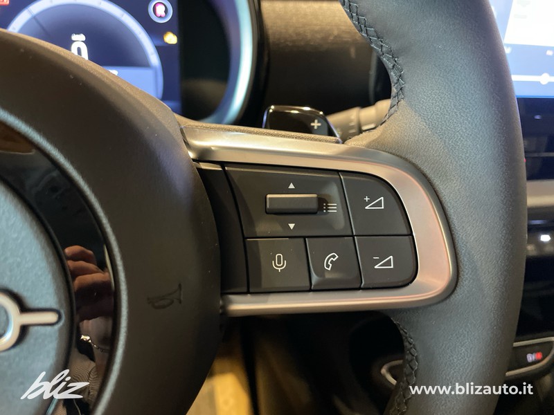 Fiat 600 1.2 hybrid 136cv auto