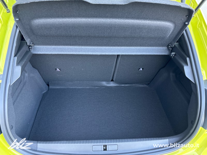 Peugeot 208 1.2 hybrid allure 110cv e-dcs 6