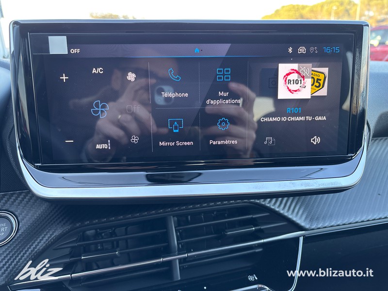 Peugeot 208 1.2 hybrid allure 110cv e-dcs 6