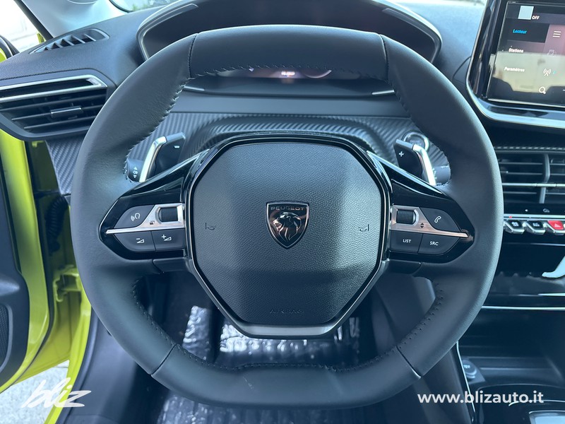 Peugeot 208 1.2 hybrid allure 110cv e-dcs 6