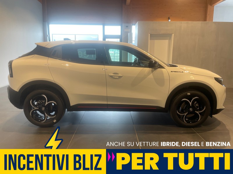 Alfa romeo Junior 1.2 ibrida speciale 145cv edct6