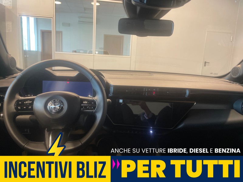 Alfa romeo Junior 1.2 ibrida speciale 145cv edct6