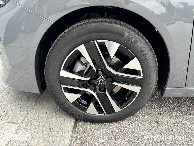 Peugeot 208 1.2 hybrid allure 110cv e-dcs 6