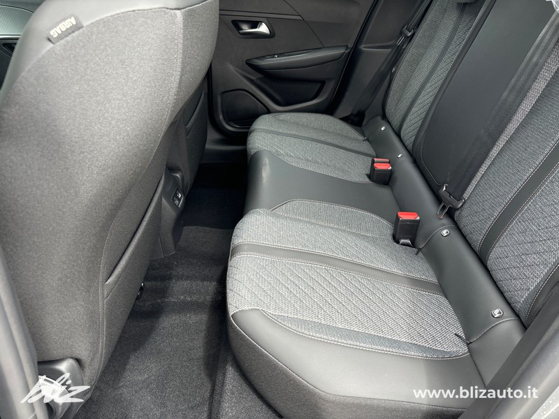 Peugeot 208 1.2 hybrid allure 110cv e-dcs 6