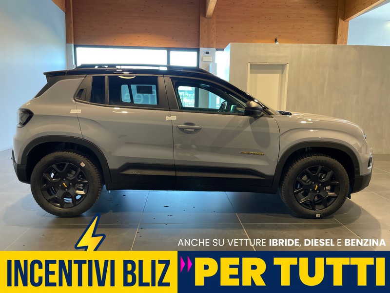 Jeep Avenger 1.2 turbo e-hybrid mhev the north face 4xe 145cv edct6