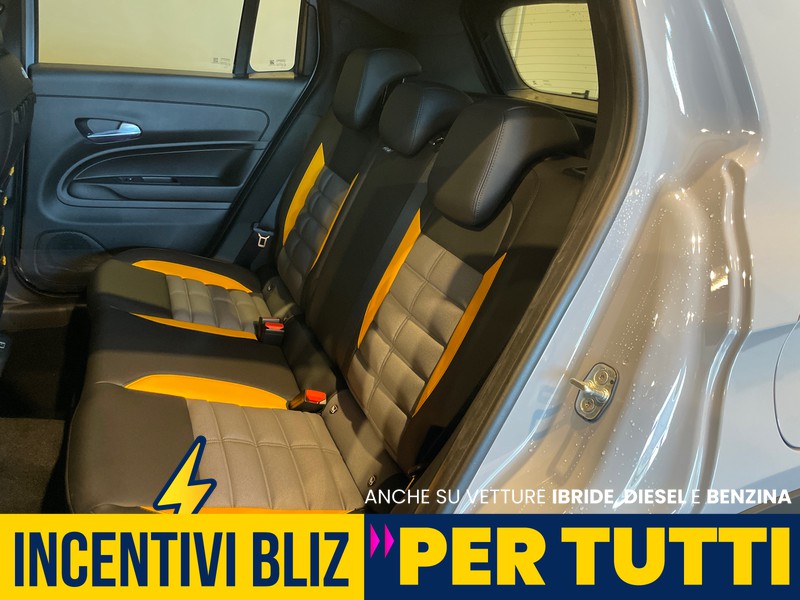 Jeep Avenger 1.2 turbo e-hybrid mhev the north face 4xe 145cv edct6