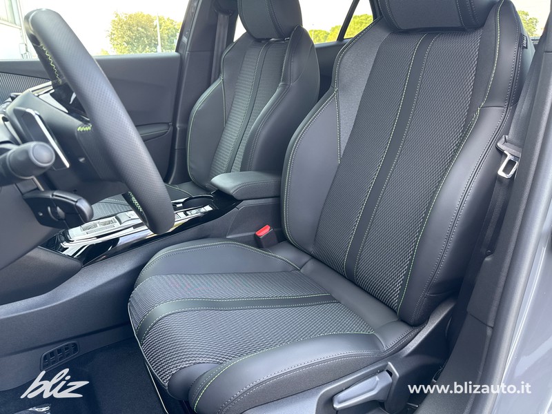 Peugeot 2008 1.2 hybrid gt 145cv e-dcs6