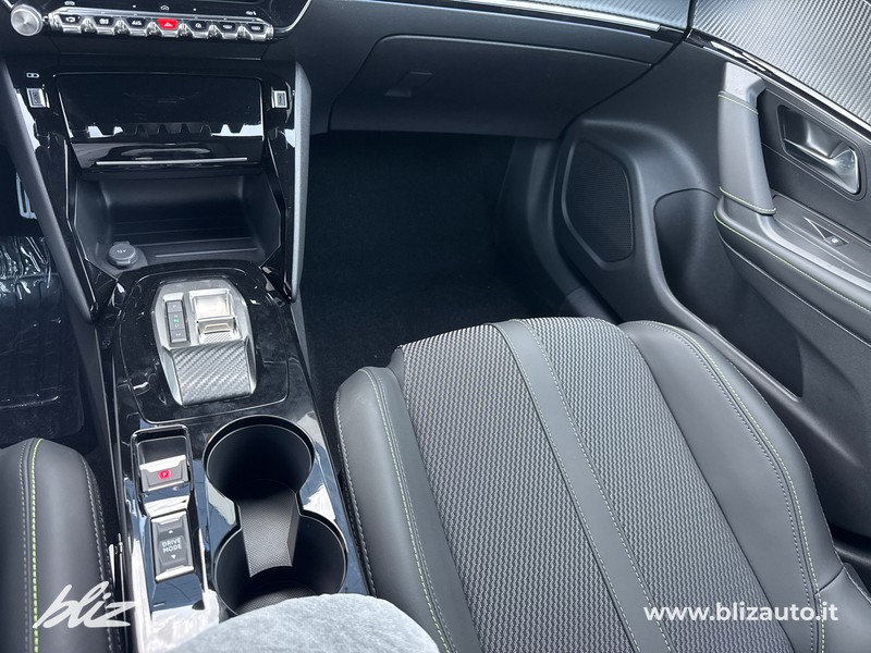 Peugeot 2008 1.2 hybrid gt 145cv e-dcs6