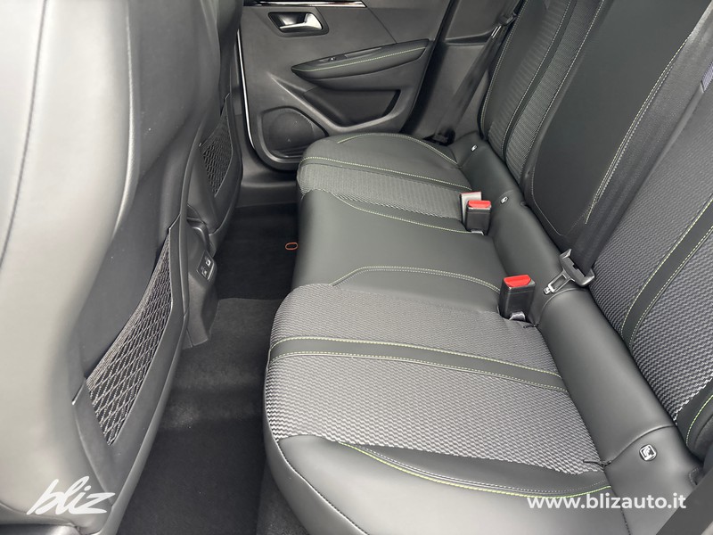 Peugeot 208 1.2 hybrid gt 110cv e-dcs 6