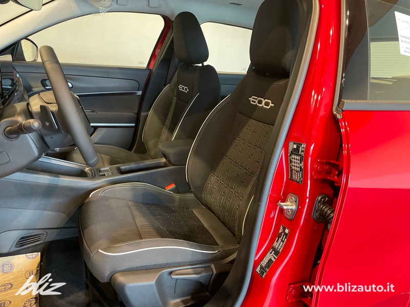 Fiat 600 1.2 hybrid icon 110cv auto