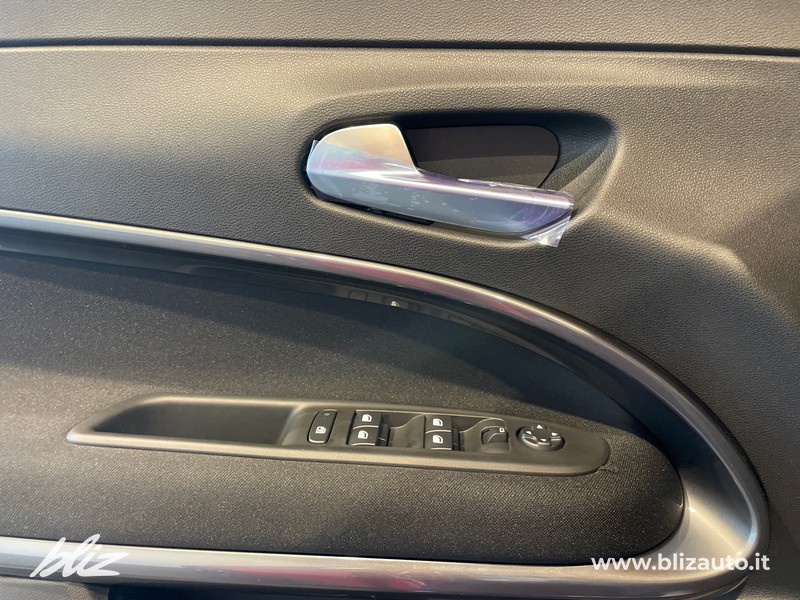 Fiat 600 1.2 hybrid serie speciale icon 110cv auto