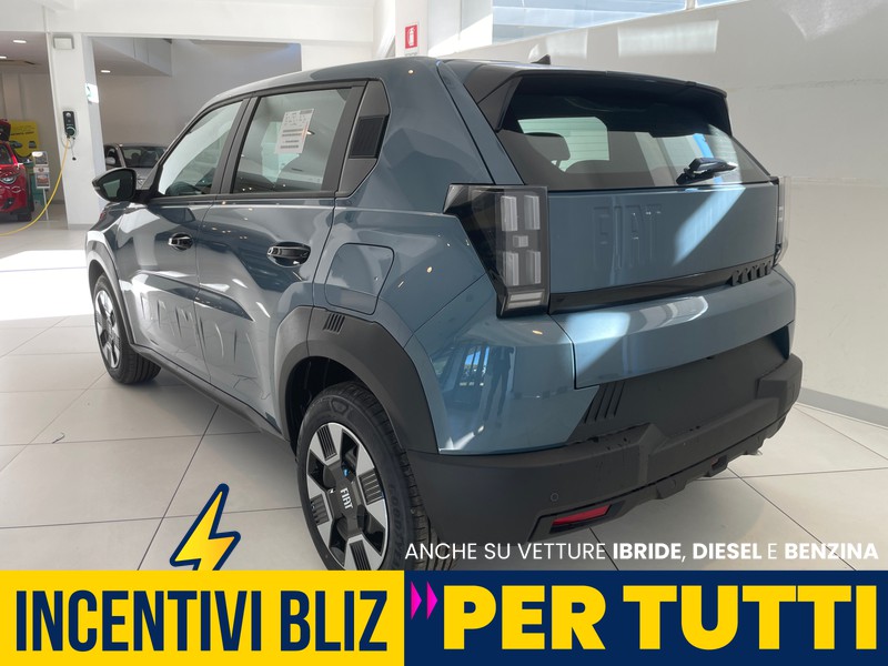 Fiat Grande Panda ICON 1.2 Hybrid 100CV