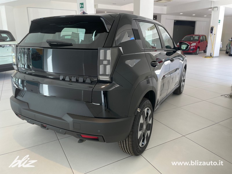 Fiat Grande Panda ICON 1.2 Hybrid 100CV