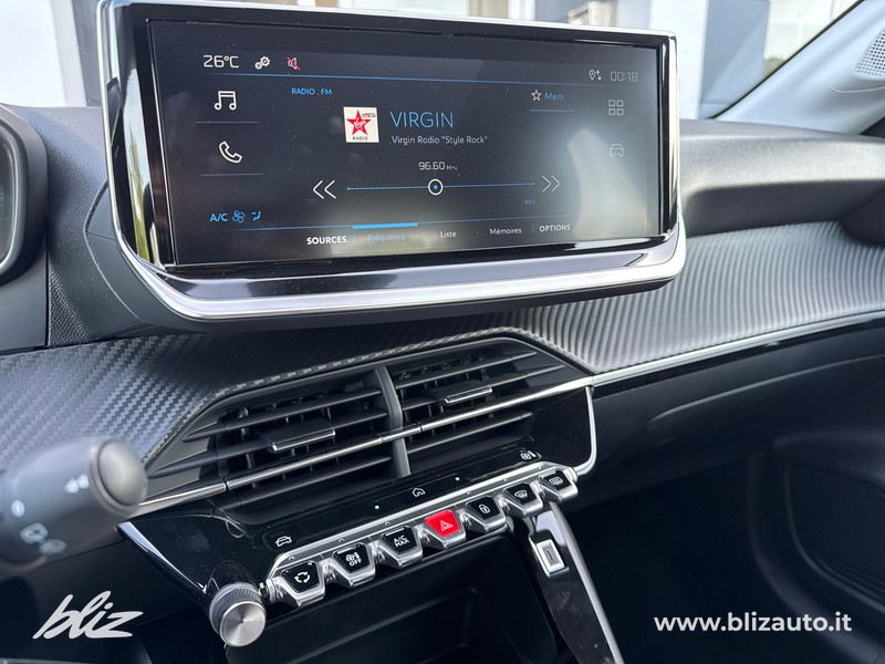 Peugeot 208 1.2 hybrid style 110cv e-dcs 6