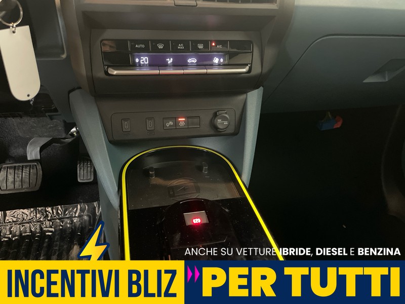 Fiat Grande Panda 1.2 hybrid la prima 110cv edct