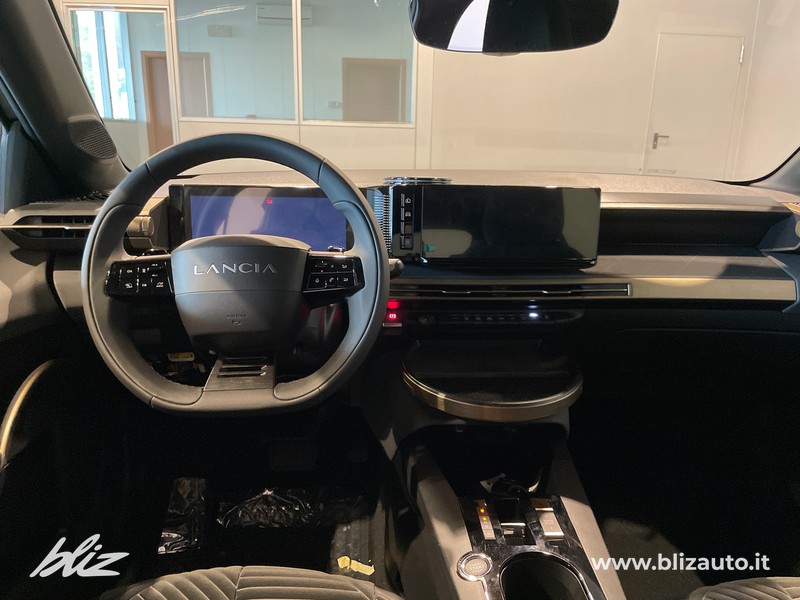Lancia Ypsilon Nuova Mhev Serie 1 Nuova Ypsilon Lx 1.2 110cv Ibrida