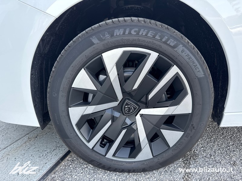 Peugeot 208 1.2 hybrid style 110cv e-dcs 6