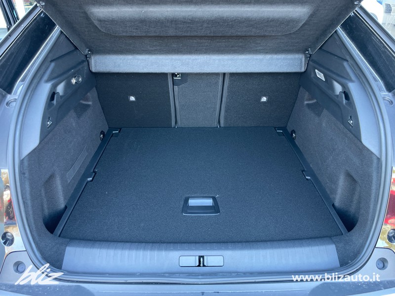 Peugeot 3008 1.2 hybrid gt 145cv e-dcs6