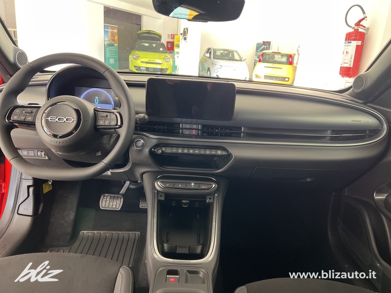 Fiat 600 1.2 hybrid sport edizione milano cortina 2026 110cv auto