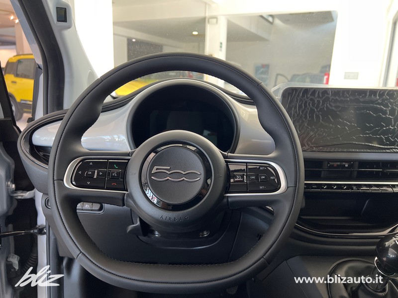 Fiat 500 1.0 hybrid icon