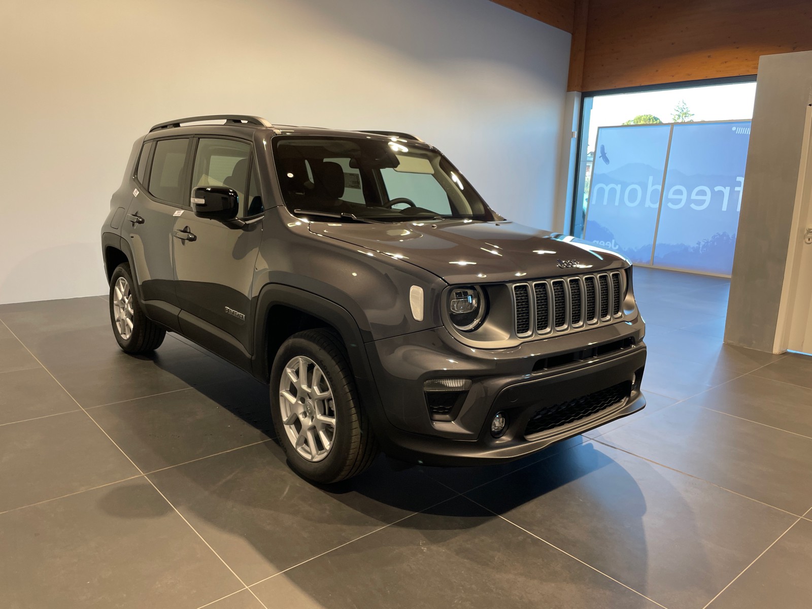 Configuratore Jeep Renegade 1.0 T3 120cv Limited: accessori e optional -  Patentati