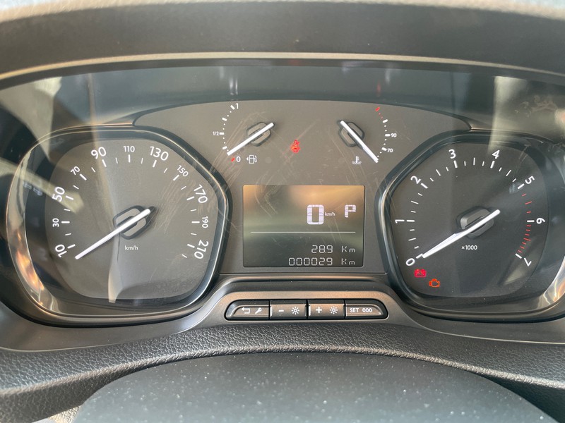 Citroen Jumpy 9 posti  2.0 BlueHdi 140cv EAT8