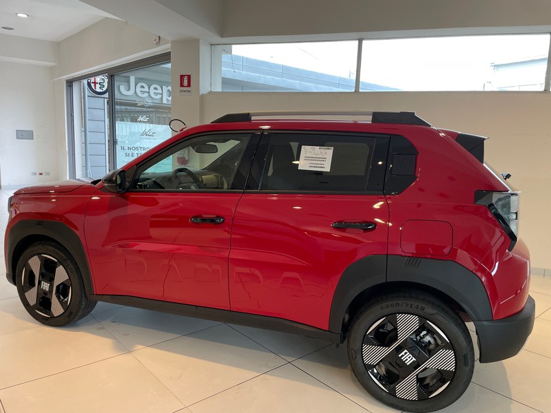 Fiat Grande Panda 1.2 hybrid la prima 110cv edct