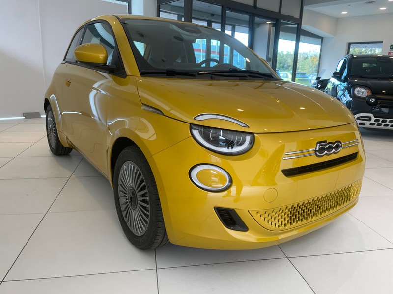 Fiat 500 Hybrid Berlina Torino 1.0Hybrid Berlina