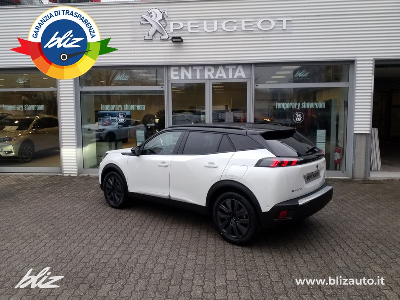 Peugeot e-2008 gt pack 100kw