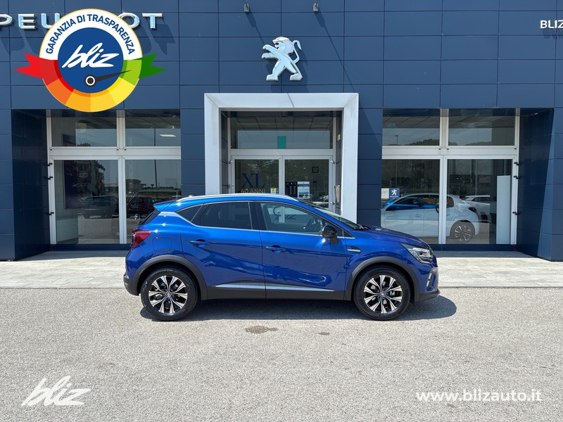 Renault Captur 1.6 e-tech full hybrid techno 145cv auto