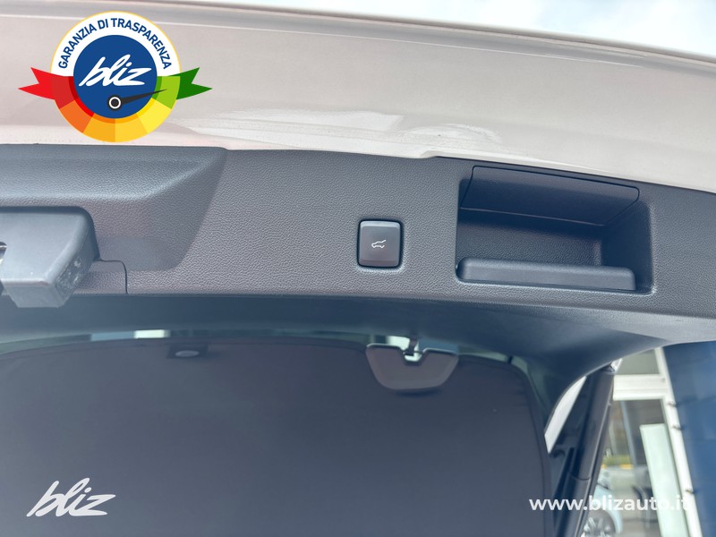 Ford Kuga 1.5 ecoblue st-line design 2wd 120cv