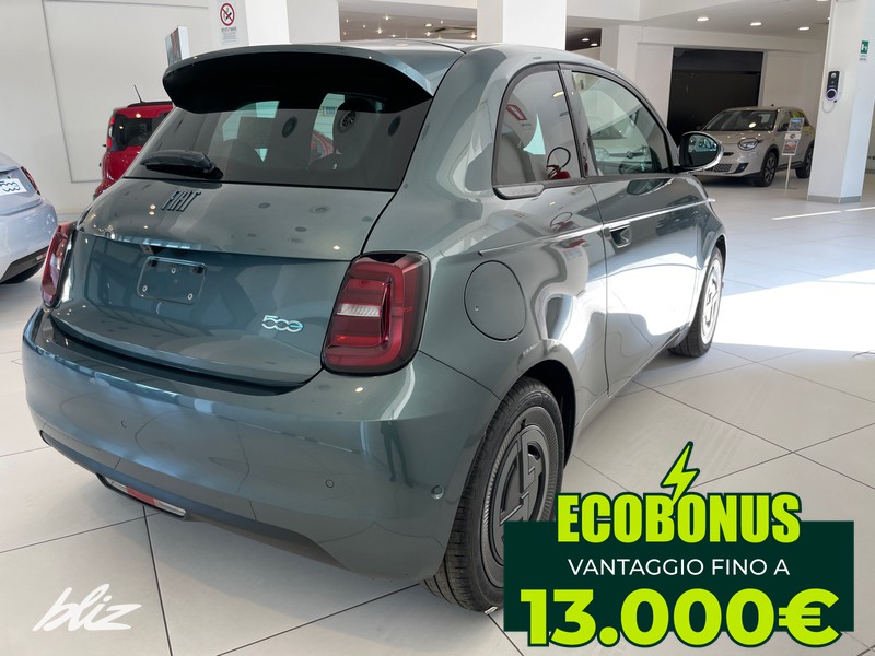 Fiat 500 500e 42 kwh giorgio armani