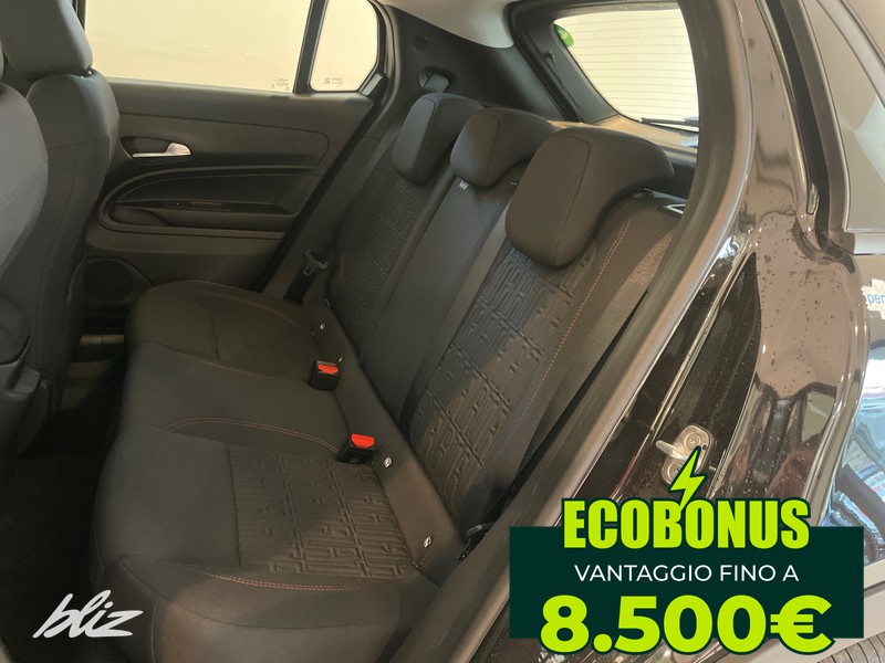Fiat 600 54kwh red