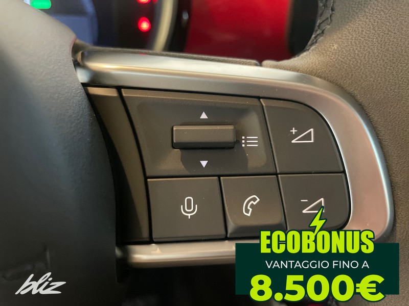Fiat 600 54kwh red