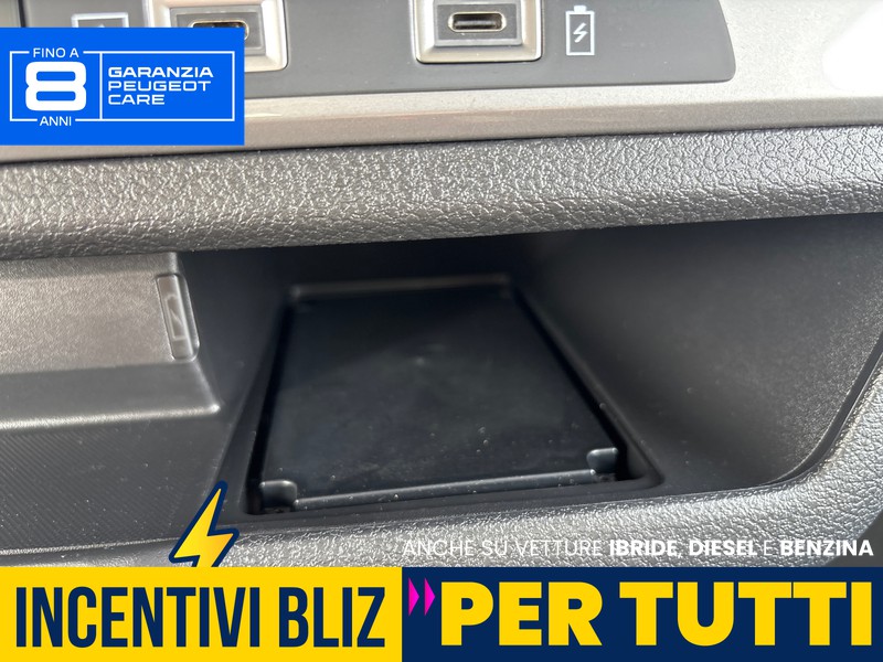 Peugeot Traveller m1 std 2.0 bluehdi 180cv business vip eat8