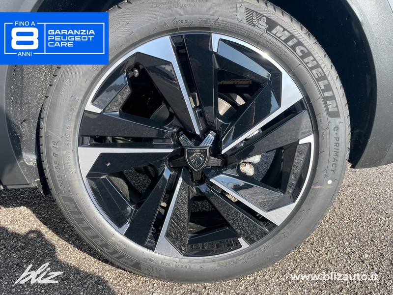 Peugeot 408 1.2 hybrid allure 145cv e-dsc6