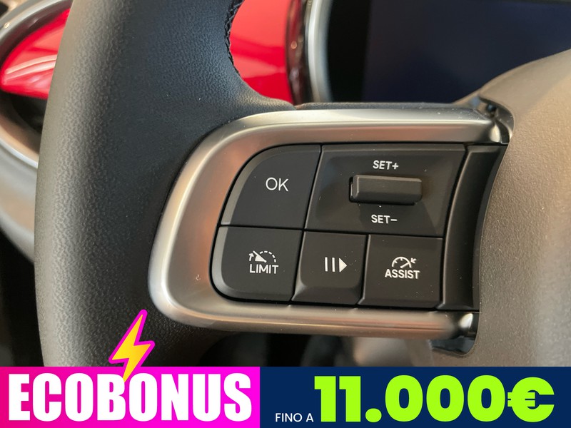 Fiat 600 54kwh red