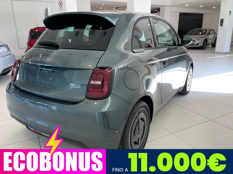 Fiat 500 500e 42 kwh giorgio armani