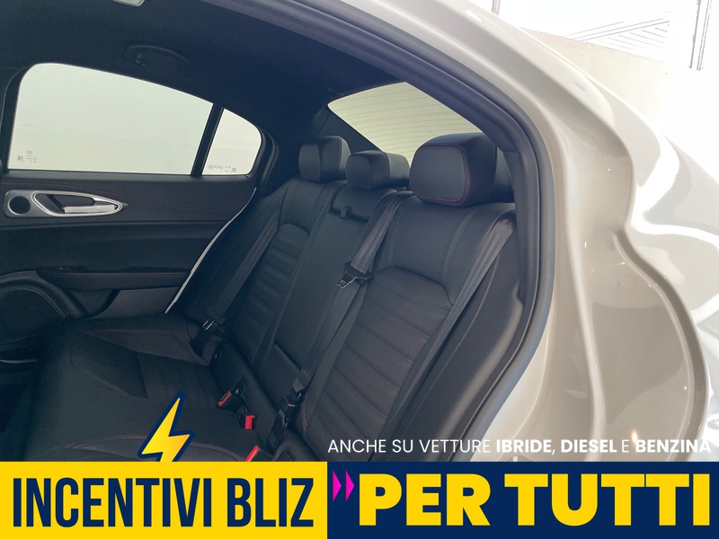 Alfa romeo Giulia 2.2 t tributo italiano q4 210cv auto