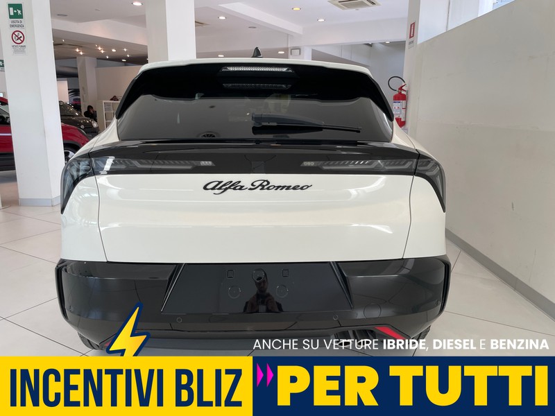 Alfa romeo Junior 1.2 ibrida 145cv edct6