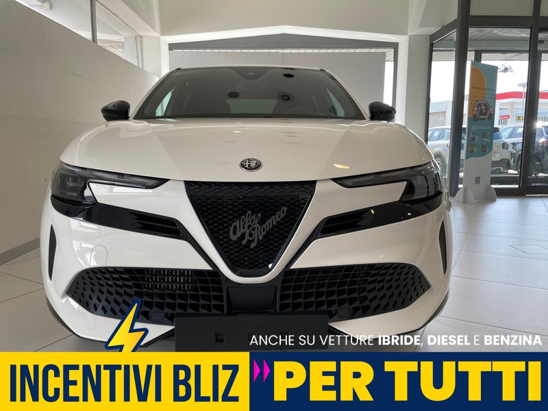 Alfa romeo Junior 1.2 ibrida 145cv edct6